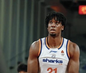 开云体育app官网下载地址-溃败北京上海！广东弊端已凸显！只要遇内线强队，杜锋基本没招！