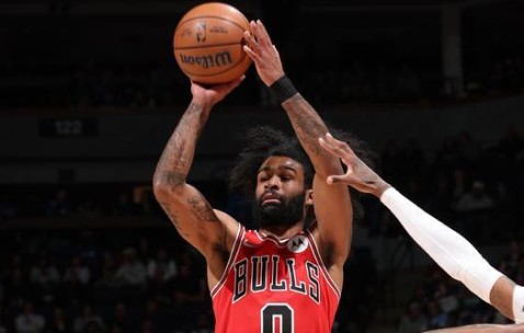 开云体育app官网下载地址-曝科比-怀特和多苏穆是截止日前频繁出现的交易讨论目标